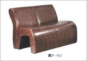 JP 912